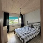 Apartman Modern Cozy 2 Bedroom Near Center *