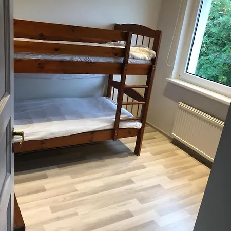 Modern Cozy 2 Bedroom Near Center Apartman *