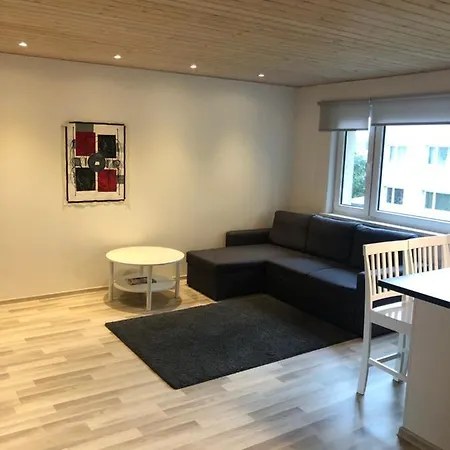 Apartman Modern Cozy 2 Bedroom Near Center