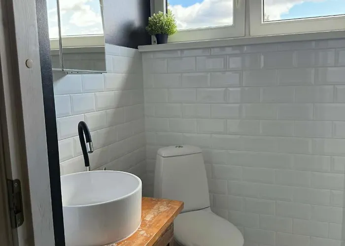 Lägenhet Modern Cozy 2 Bedroom Near Center