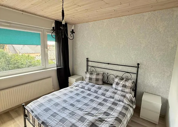 Lägenhet Modern Cozy 2 Bedroom Near Center